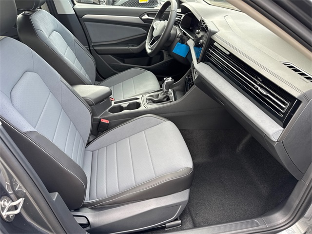 2025 Volkswagen Jetta 1.5T SE photo 15