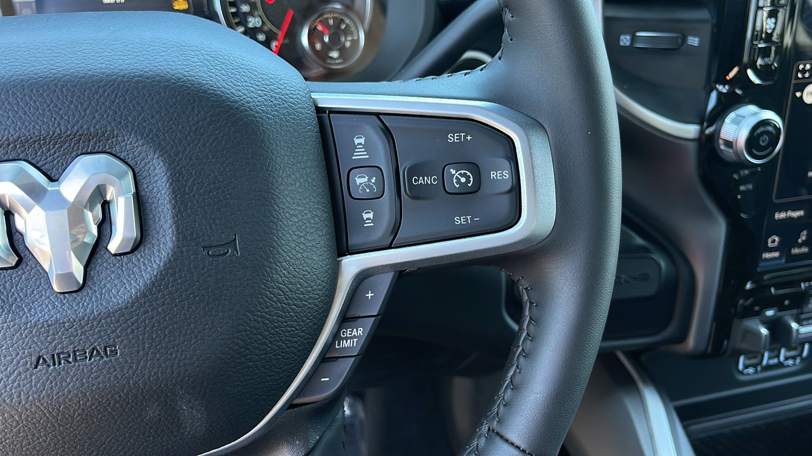 2024 Ram 3500 Big Horn photo 19