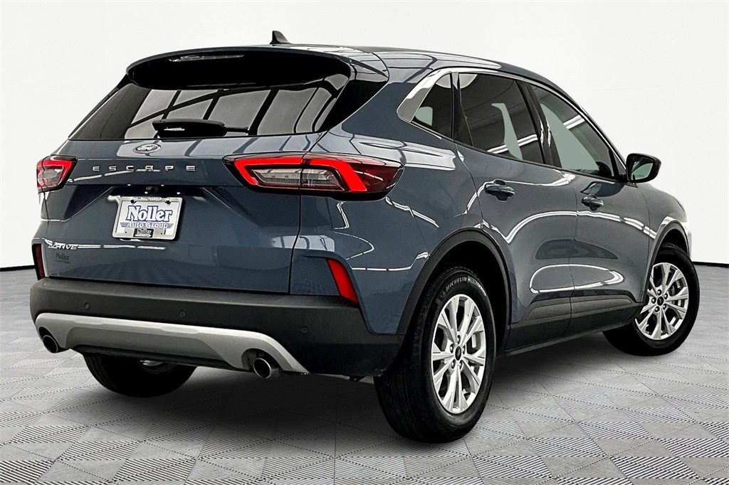Used 2023 Ford Escape Active with VIN 1FMCU0GN0PUA46350 for sale in Kansas City