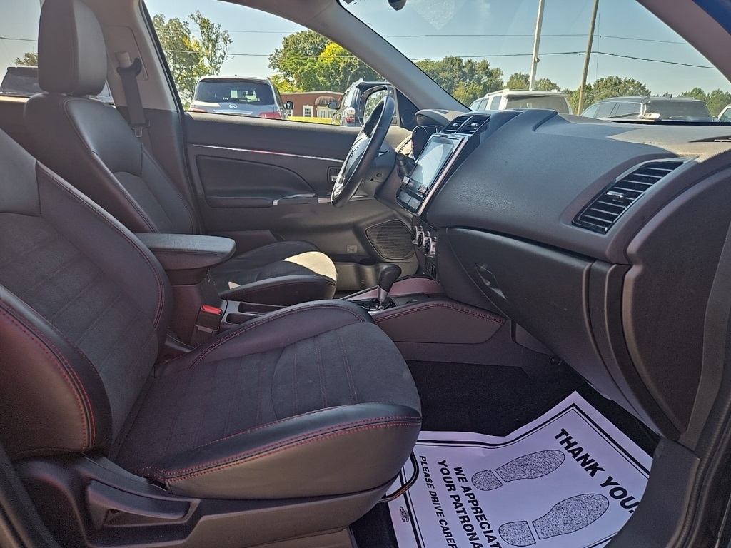 2024 Mitsubishi Outlander Sport SE photo 20