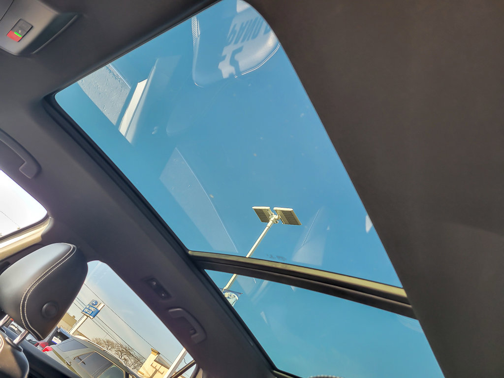 2022 VOLKSWAGEN ATLAS CROSS SPORT - Image 11