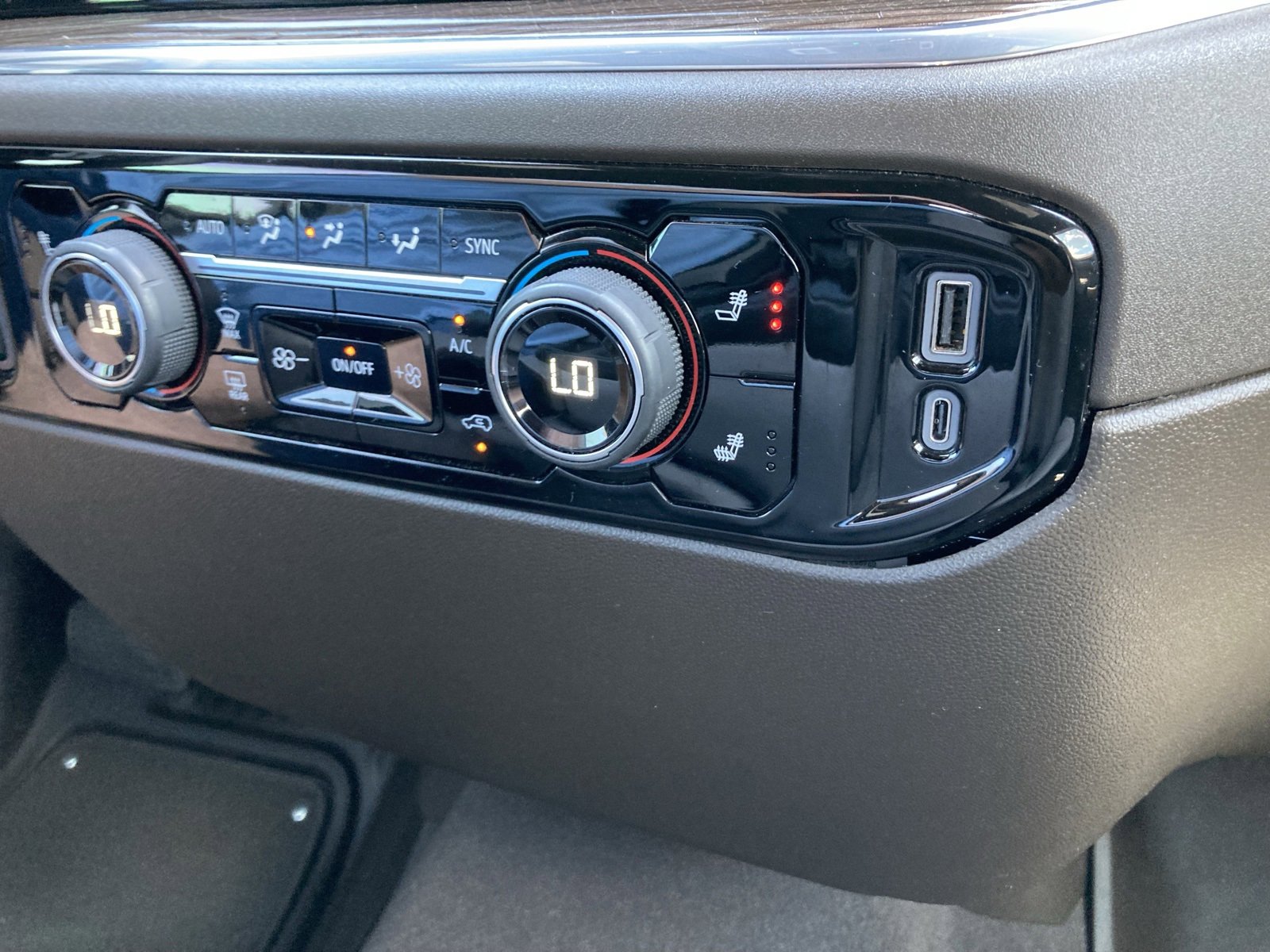 2023 Chevrolet Silverado 1500 LT photo 31