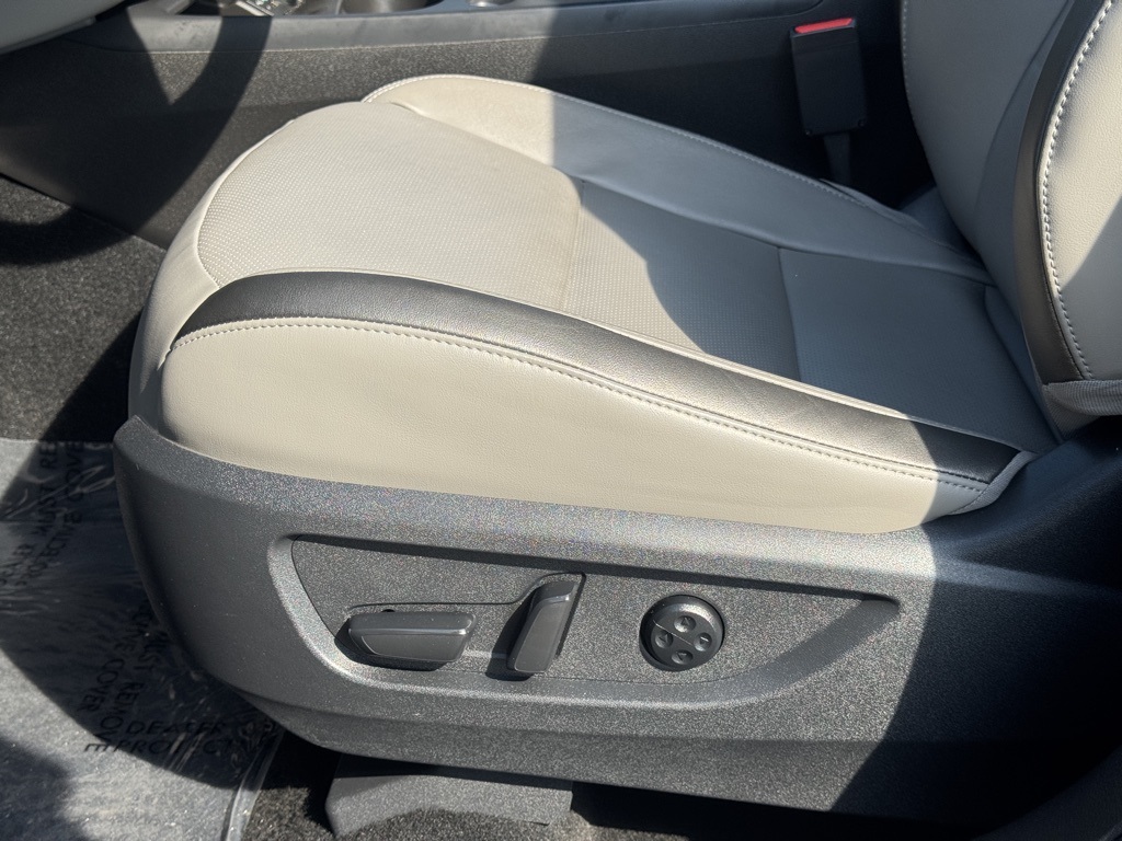 2024 Infiniti QX50 Luxe photo 12
