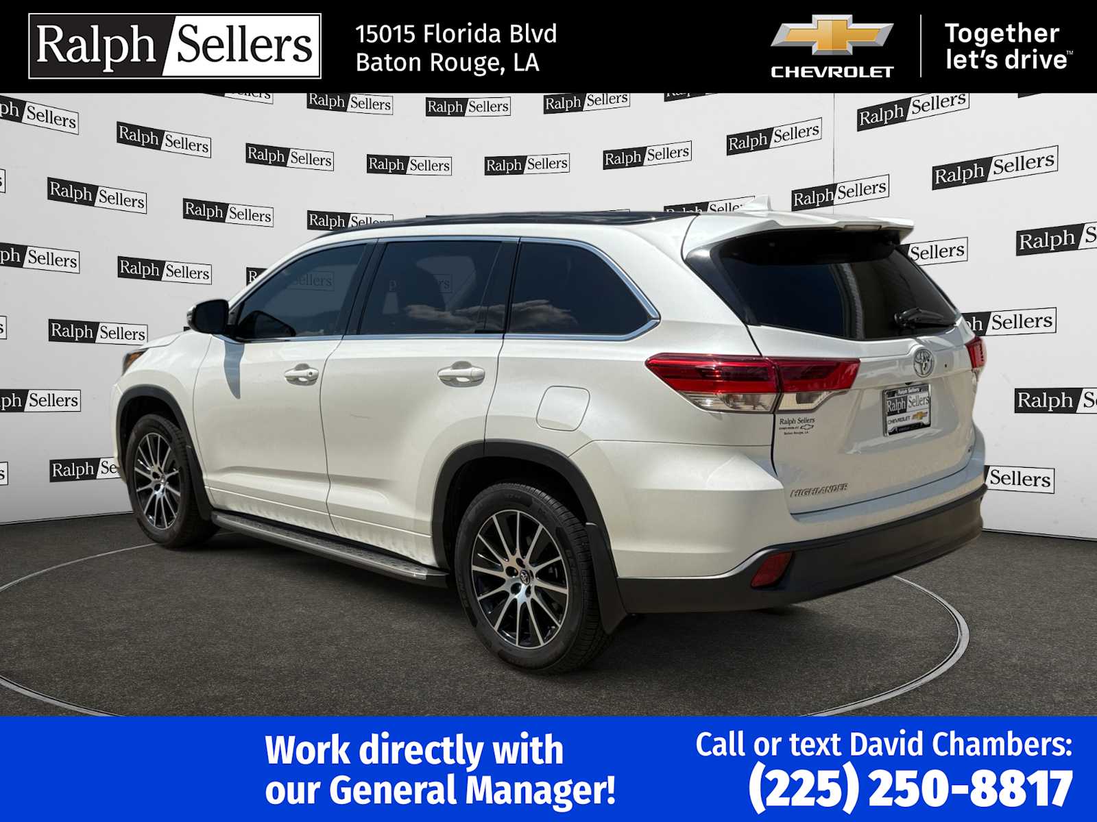 2017 Toyota Highlander XLE photo 2