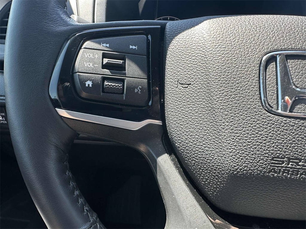 2025 Honda Odyssey Elite photo 16