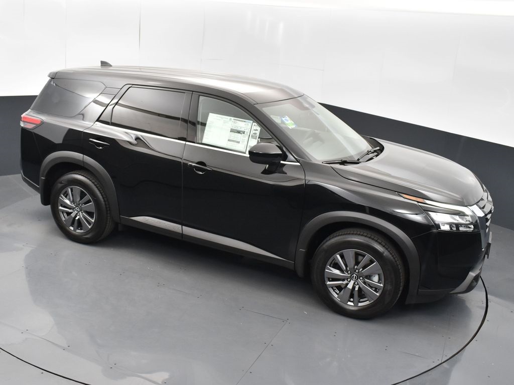 2025 Nissan Pathfinder S photo 41