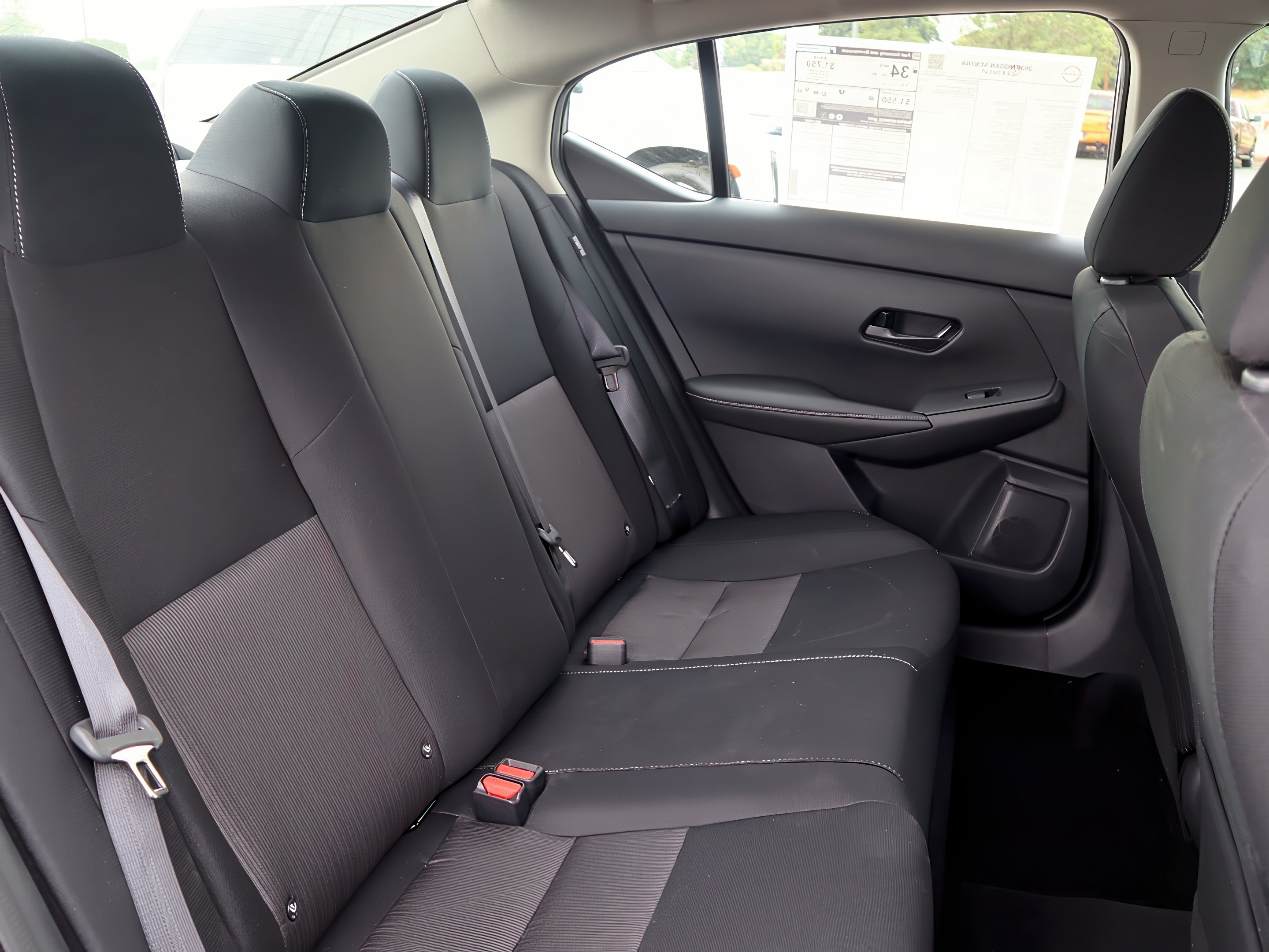 2025 Nissan Sentra SV photo 25