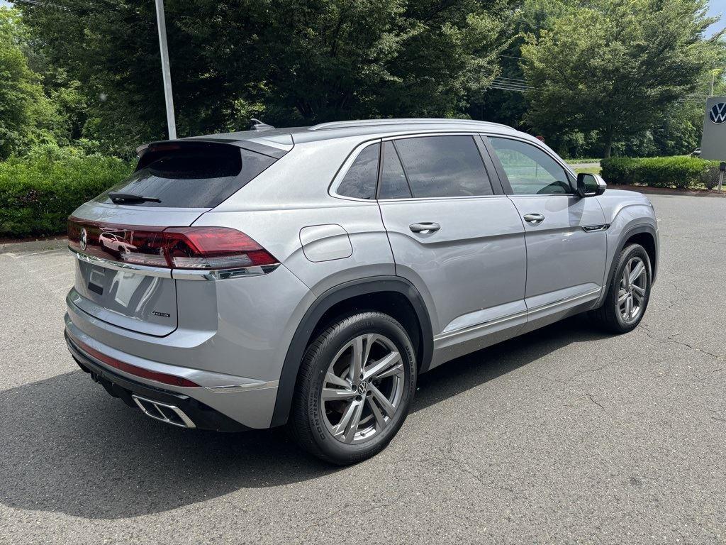 2024 Volkswagen Atlas Cross Sport SEL R-Line photo 5