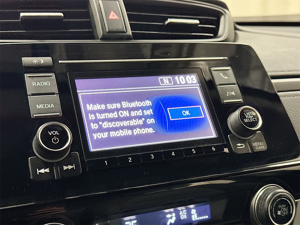 2017 Honda CR-V LX photo 20