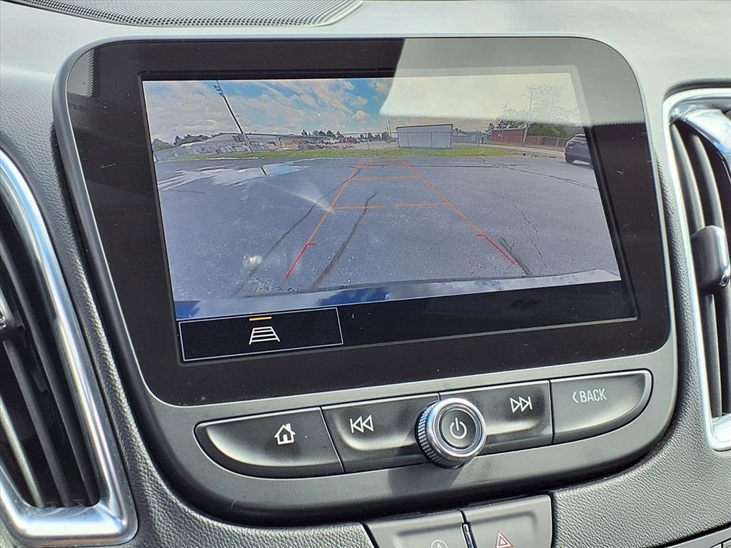 2024 Chevrolet Malibu Premier 2LT photo 10
