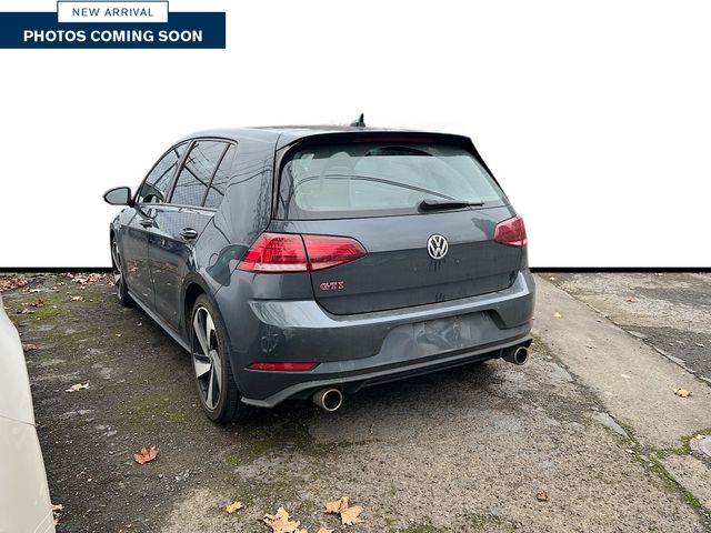 2019 Volkswagen Golf GTI Autobahn photo 2