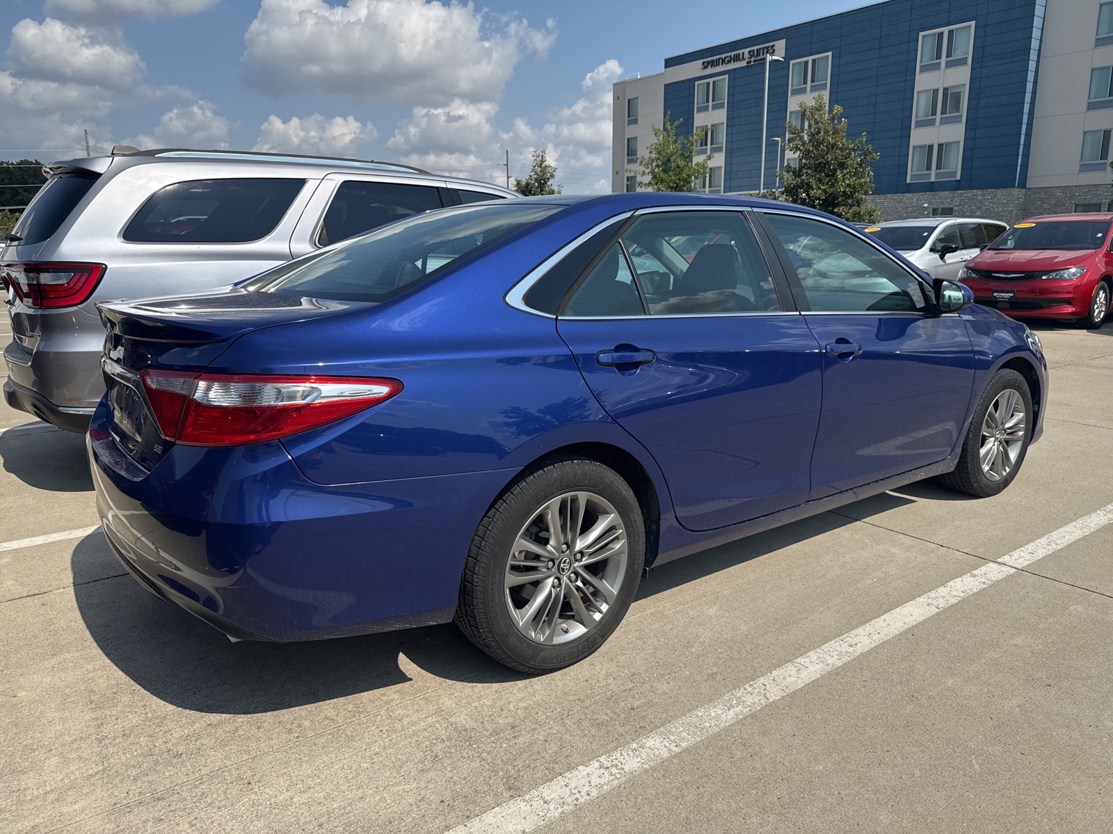 2016 Toyota Camry photo 4