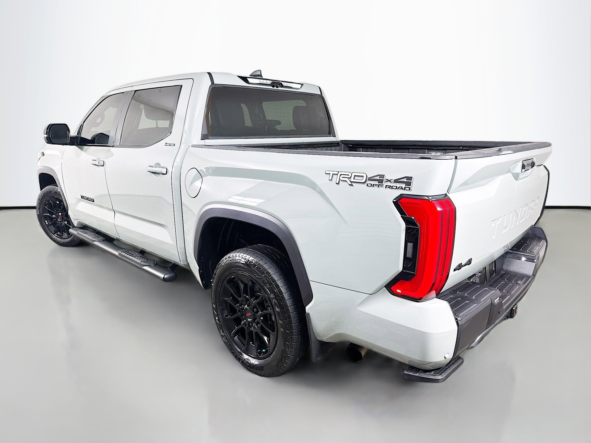 2024 Toyota Tundra Limited photo 5