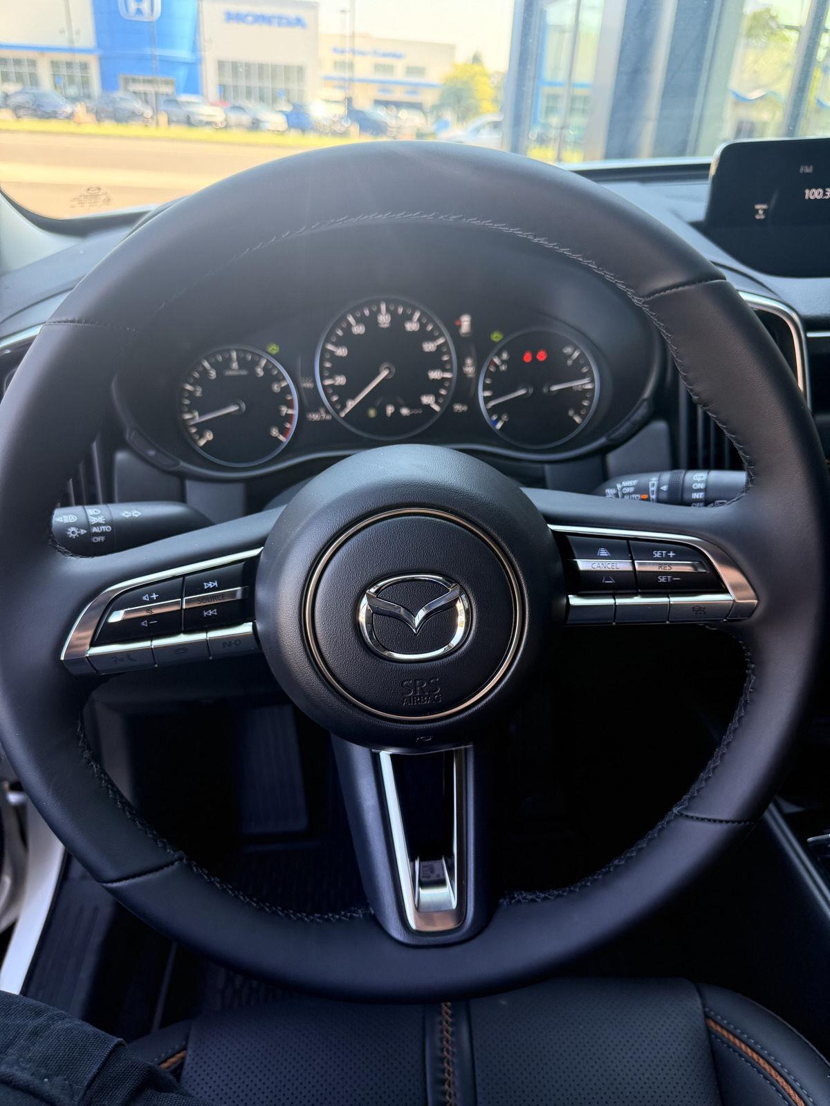 2025 Mazda CX-50 2.5 Premium Plus photo 8