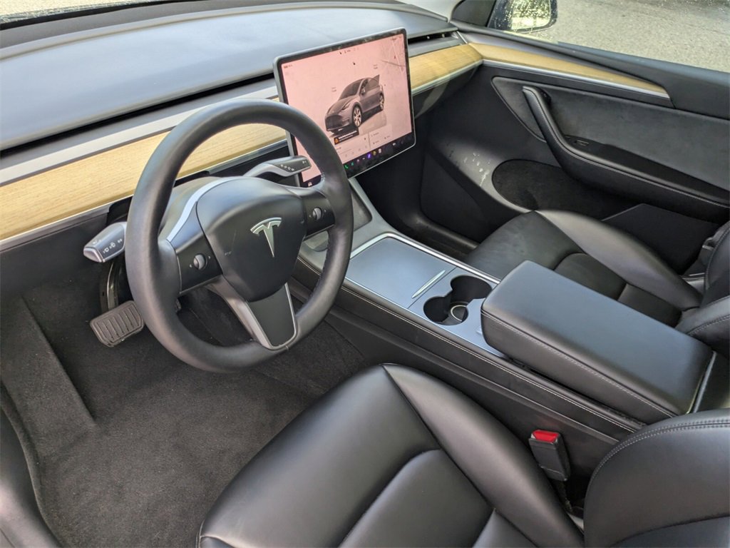 2023 Tesla Model Y Long Range photo 9