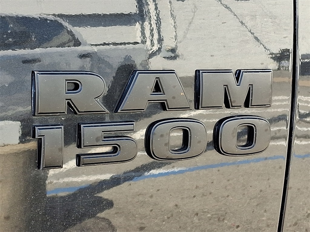 2017 Ram 1500 Sport photo 9