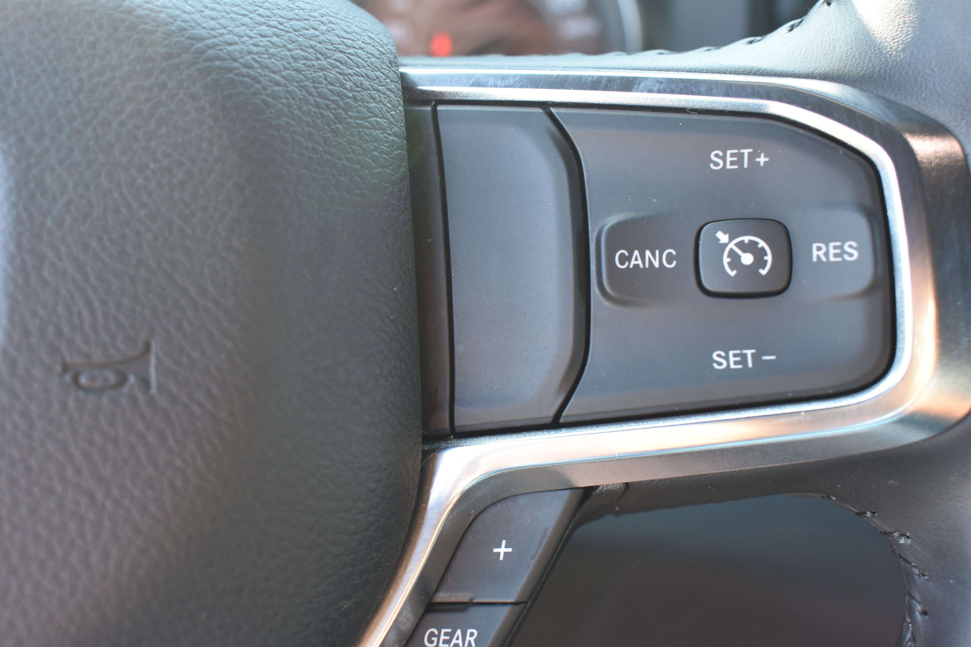 2024 Ram 1500 Laramie photo 16
