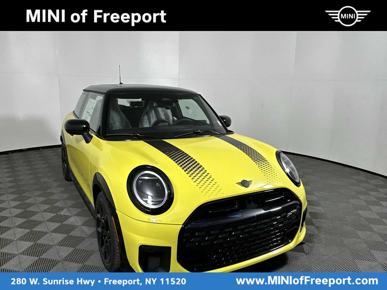 2026 MINI Hardtop 2 Door S's photo