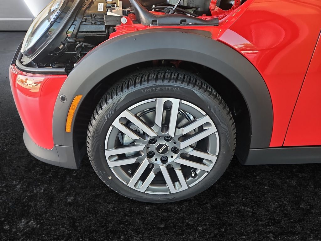 2025 Mini Cooper 4 Door Hardtop Signature photo 24