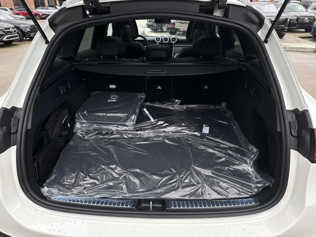 2026 Mercedes Benz GLC 350e 4MATIC photo 4