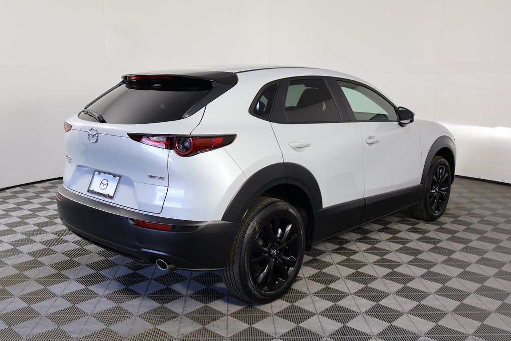 2026 Mazda CX-30 2.5 Select Sport photo 2