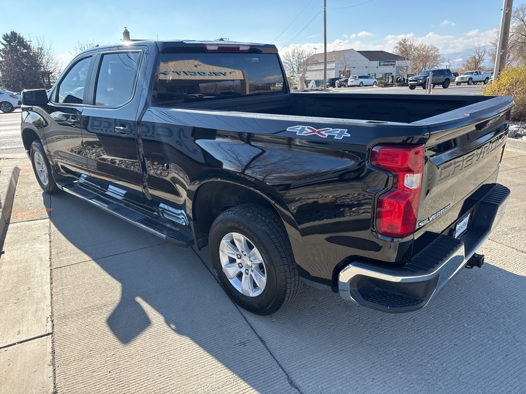 2024 Chevrolet Silverado 1500 LT photo 4