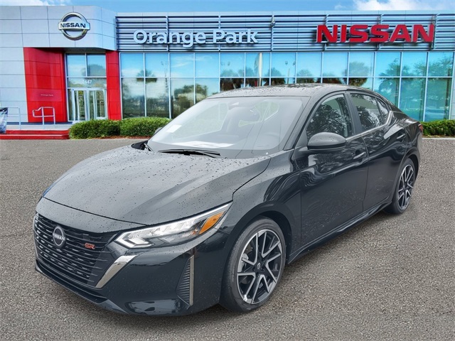 2025 Nissan Sentra SR photo 3