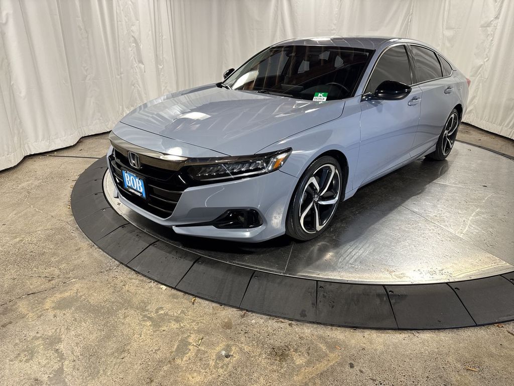 2022 Honda Accord Sport SE's photo