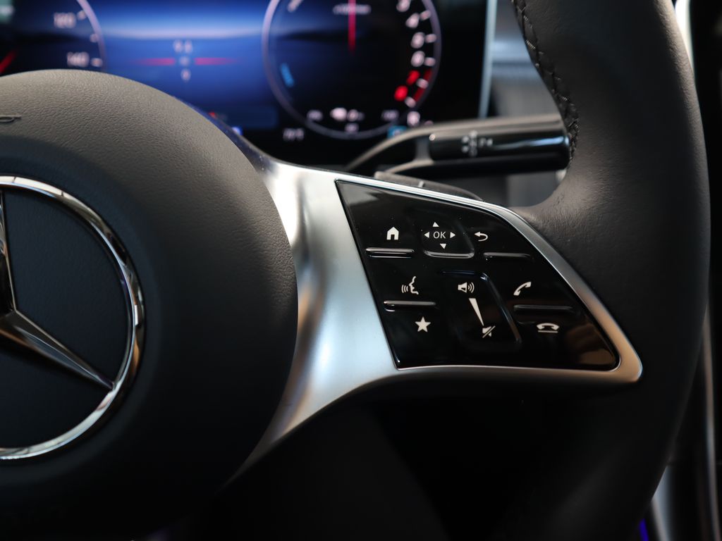 2026 Mercedes Benz GLC 350e 4MATIC photo 9