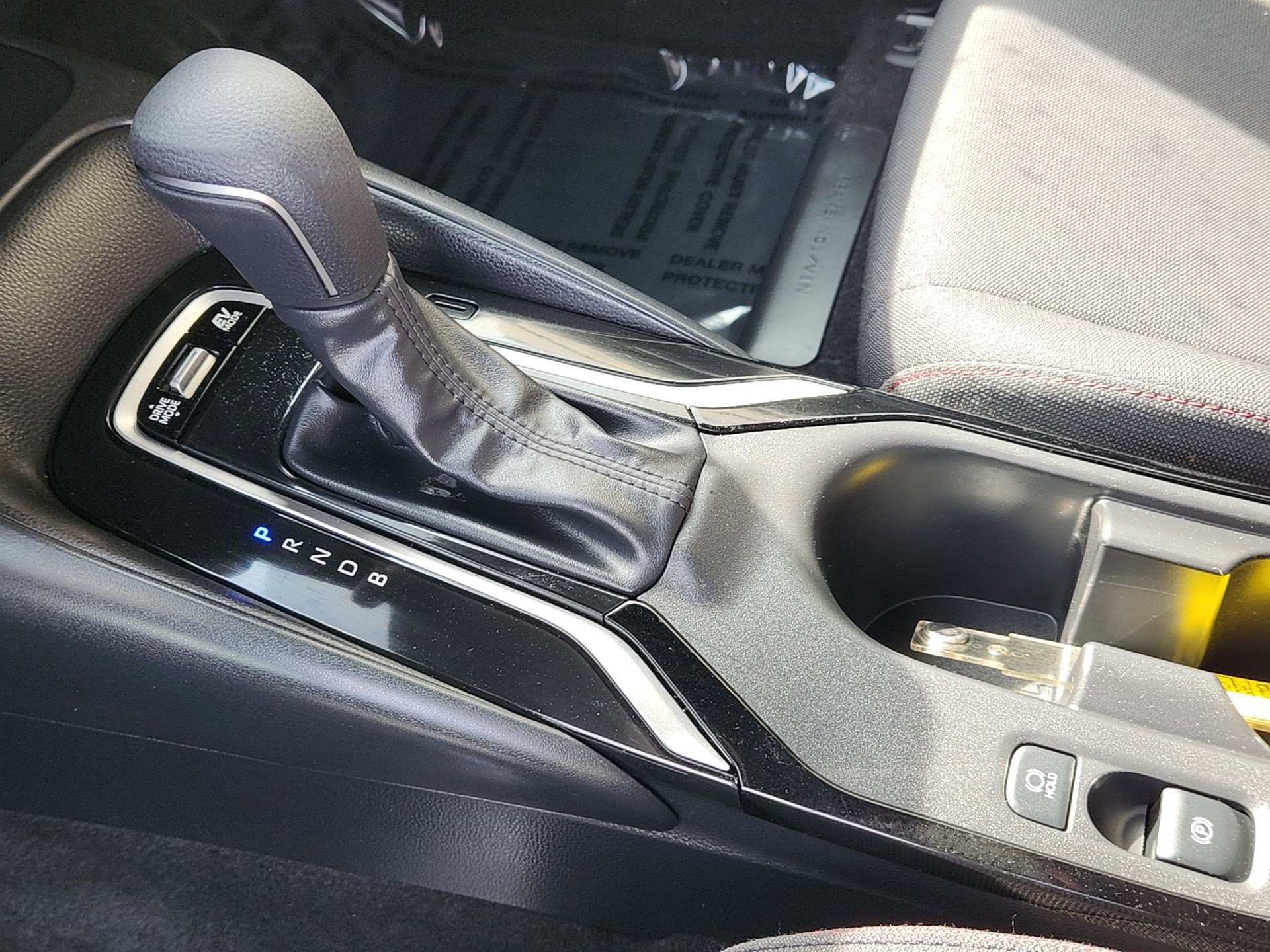 2024 Toyota Corolla Hybrid SE photo 16