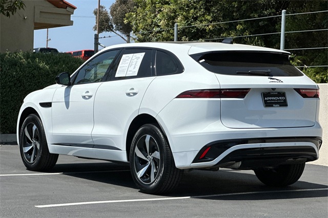 2024 Jaguar F-PACE P250 R-Dynamic S photo 3