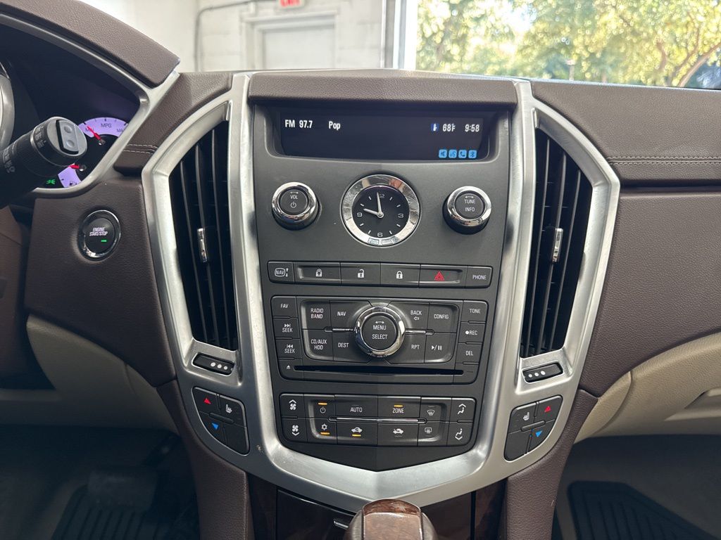 2012 Cadillac SRX Luxury photo 32