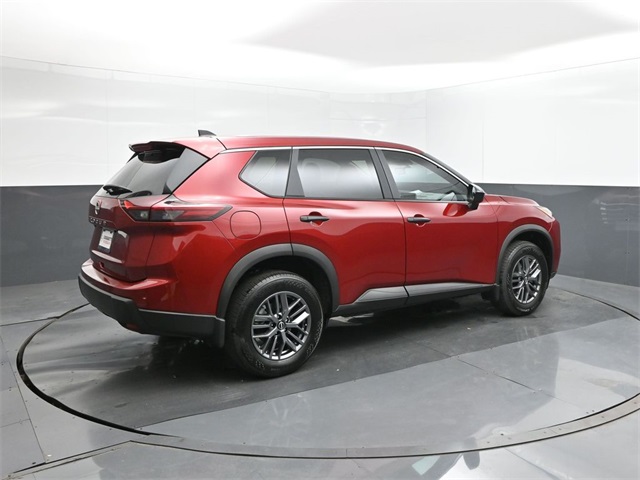 2026 Nissan Rogue S photo 8