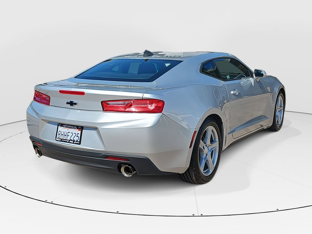 2018 Chevrolet Camaro 1LT photo 3