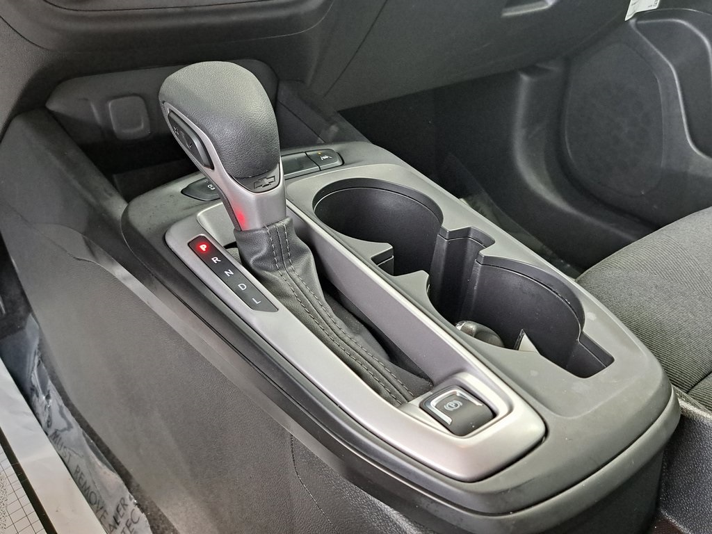2025 Chevrolet Trax LS photo 15