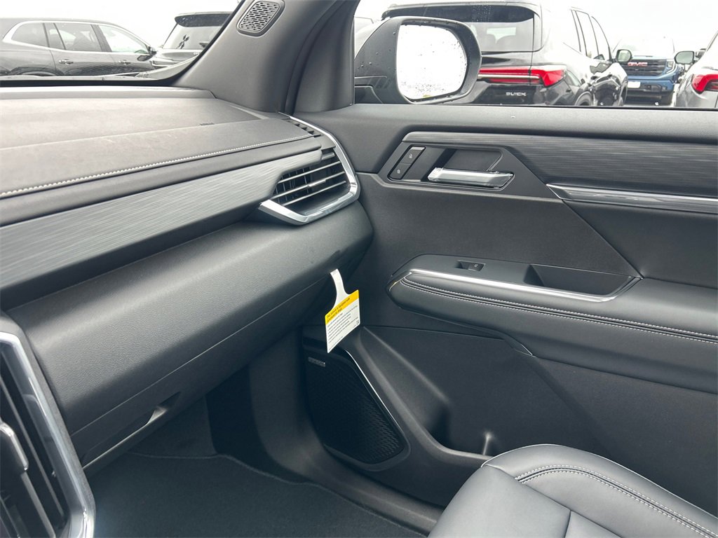 2026 GMC ACADIA - Image 25