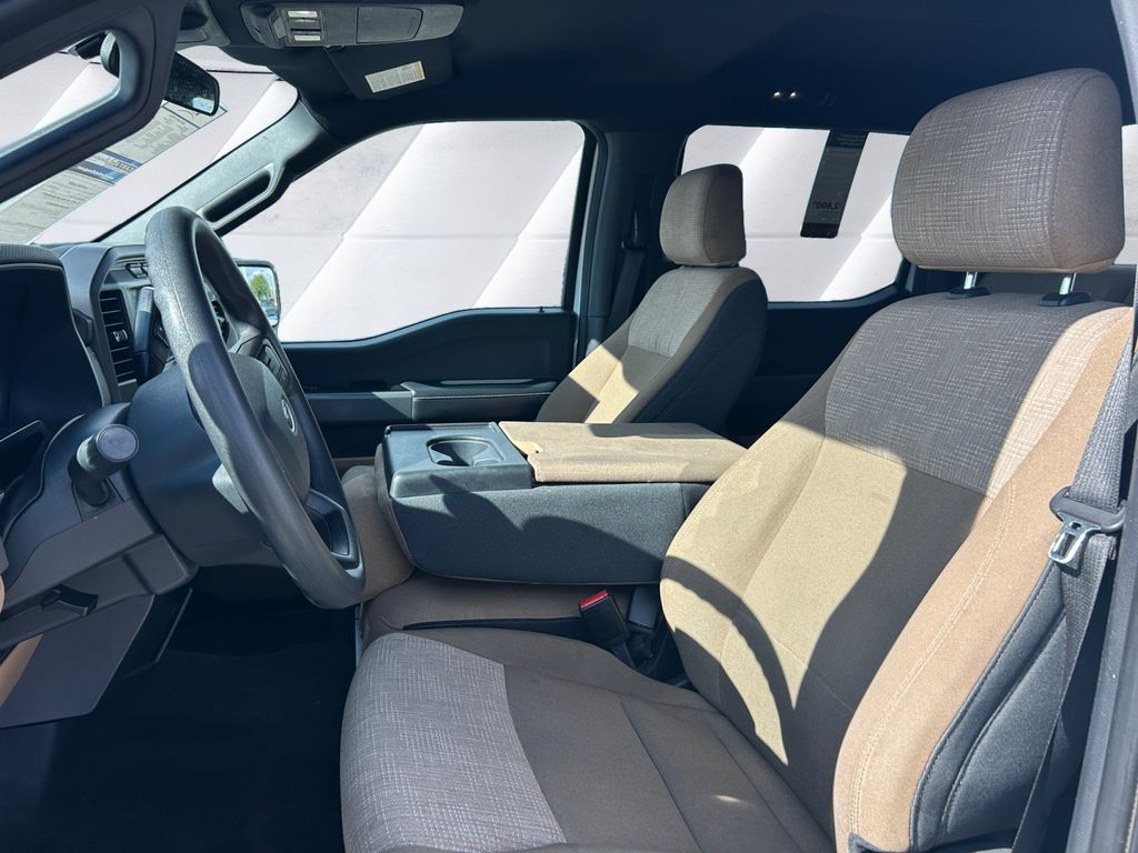 2023 Ford F-150 XLT photo 7