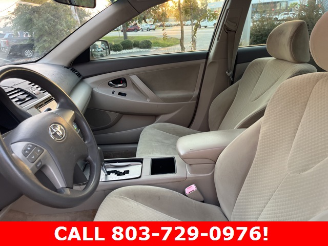 2007 Toyota Camry LE photo 9