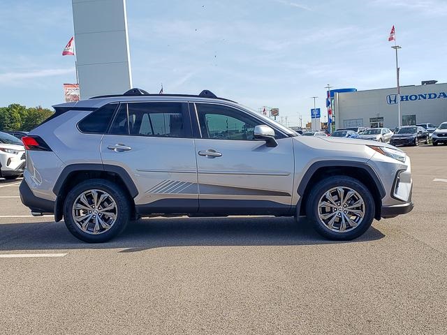 2022 Toyota RAV4 Hybrid XLE Premium photo 2