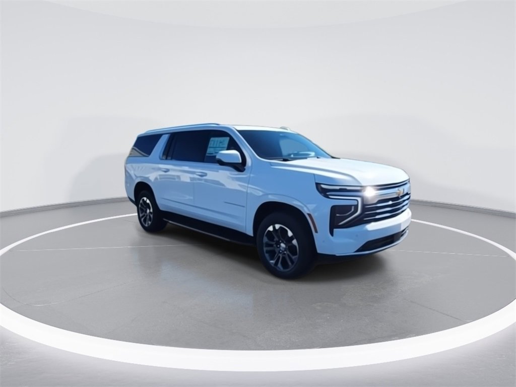 2026 Chevrolet Suburban LT photo 2