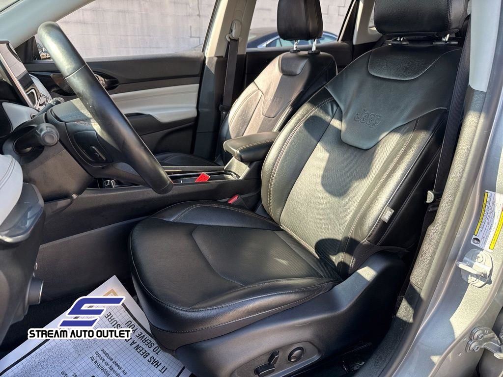 2022 Jeep Compass Limited photo 15