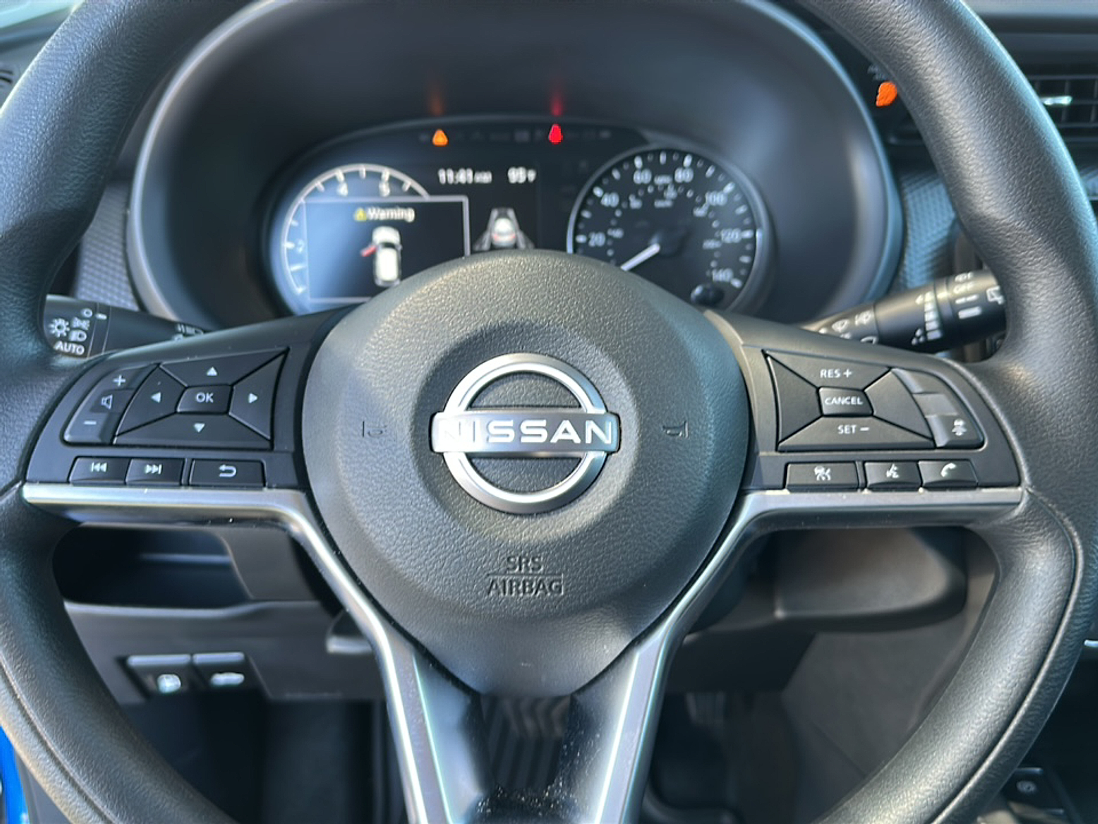 2024 Nissan Kicks SV photo 3