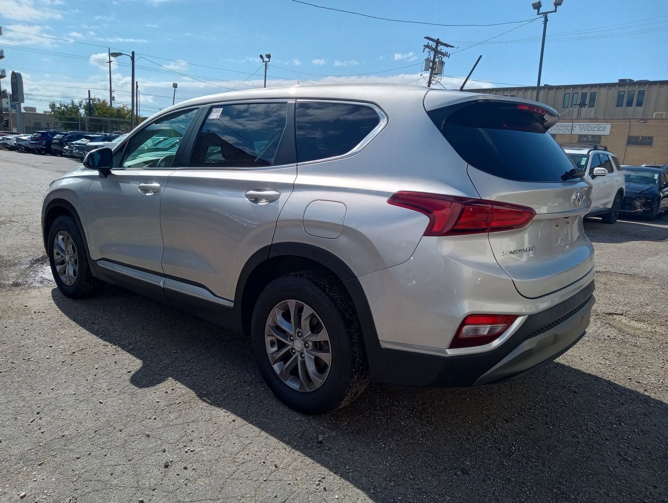 2019 Hyundai Santa Fe SE photo 4