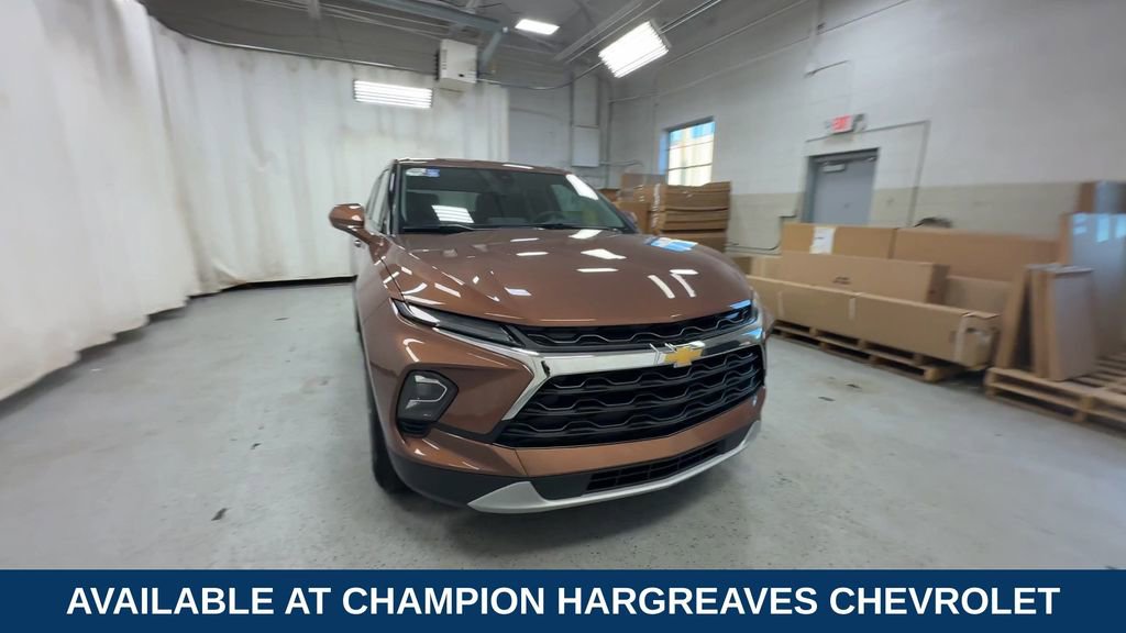 2023 Chevrolet Blazer 2LT photo 3