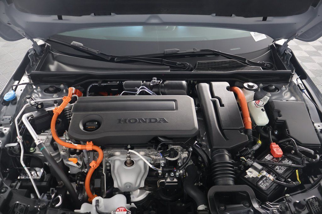 2025 Honda Civic Hybrid Sport Touring photo 9