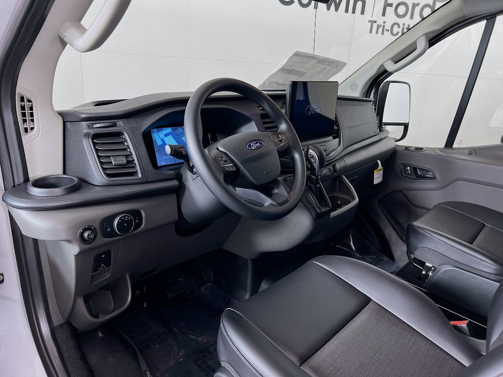 2026 Ford Transit photo 3