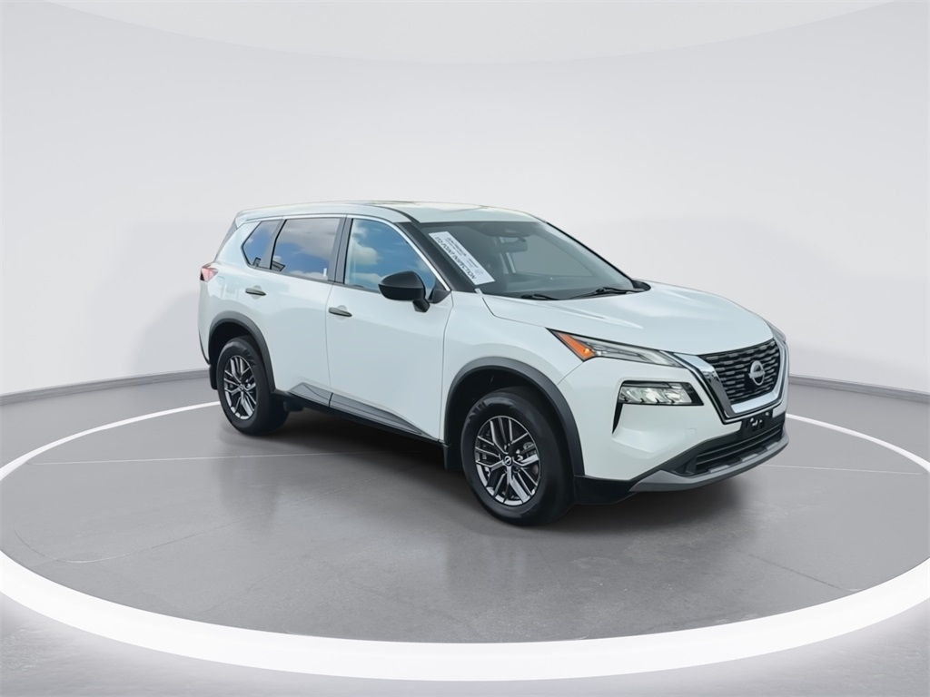 2022 Nissan Rogue S photo 3