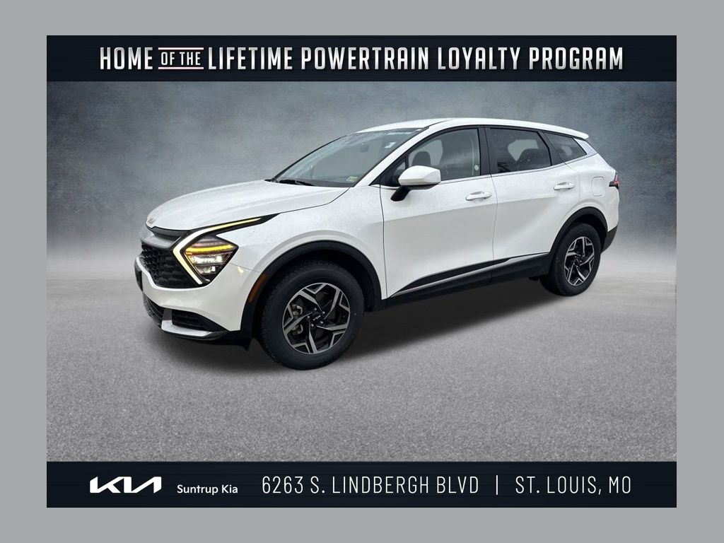 2024 Kia Sportage LX's photo