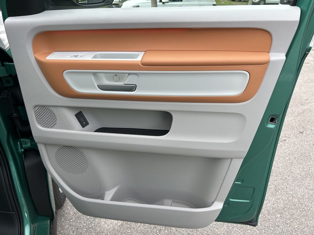 2025 Volkswagen ID. Buzz Pro Plus photo 30