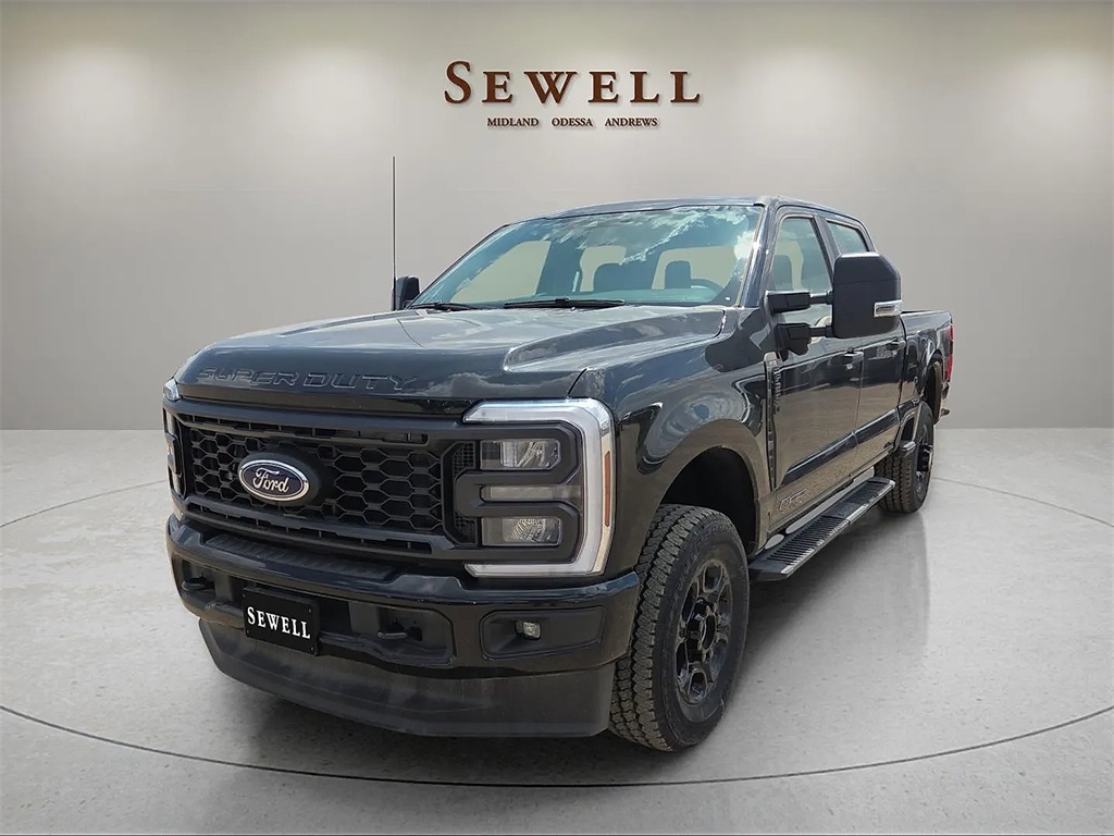 2025 Ford F-250 Super Duty XL's photo